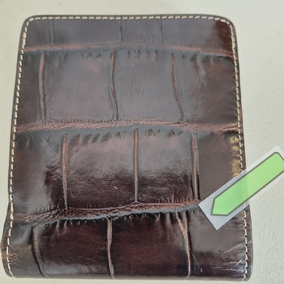 Brighton Vintage Brown Leather Croc Embossed Tri-Fold Wallet - Picture 11 of 14